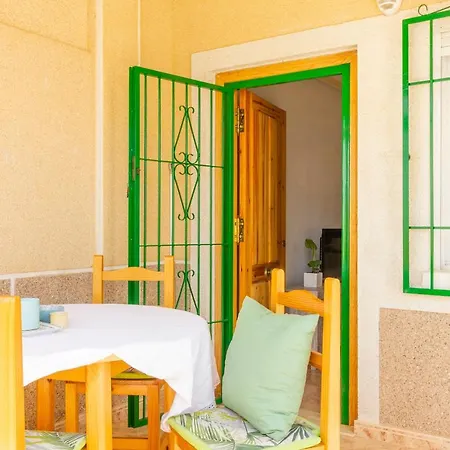 Bungalow Pink Sunny Apartment Torrevieja